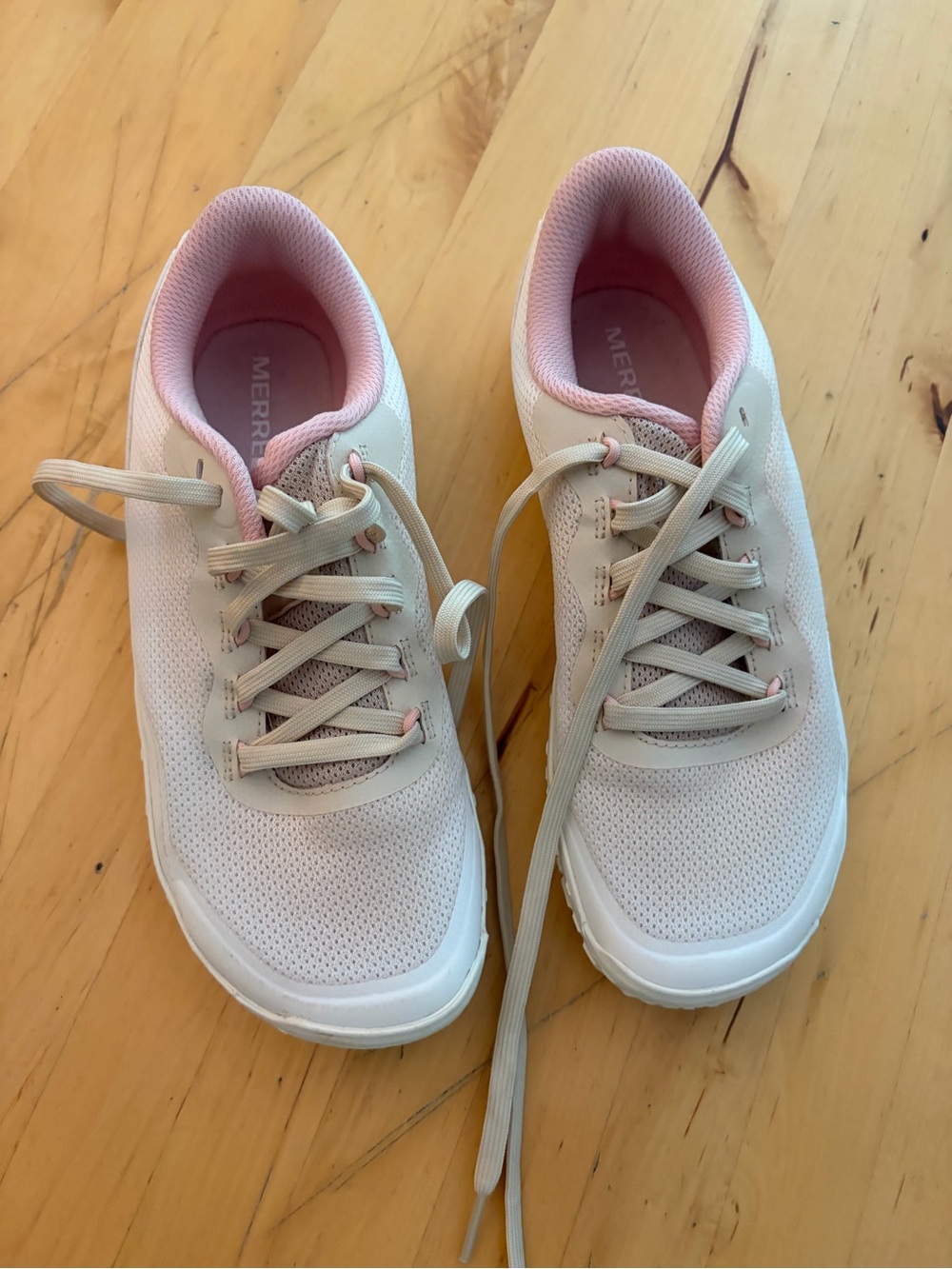 Merrell Women's Breathable Mesh Trainer - Light Pink & White